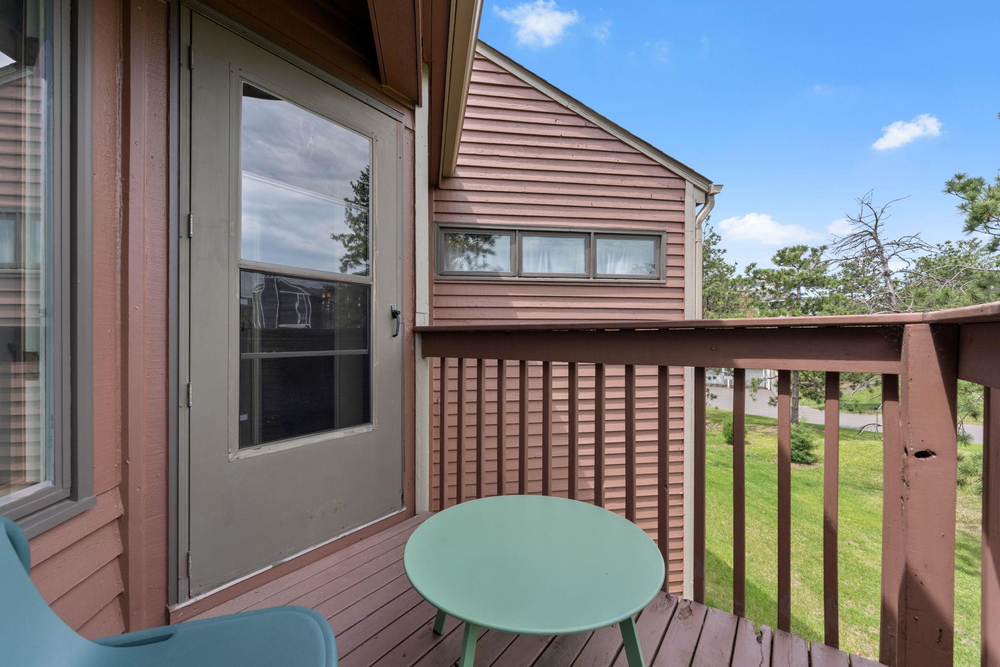 1335 Spencer Road W