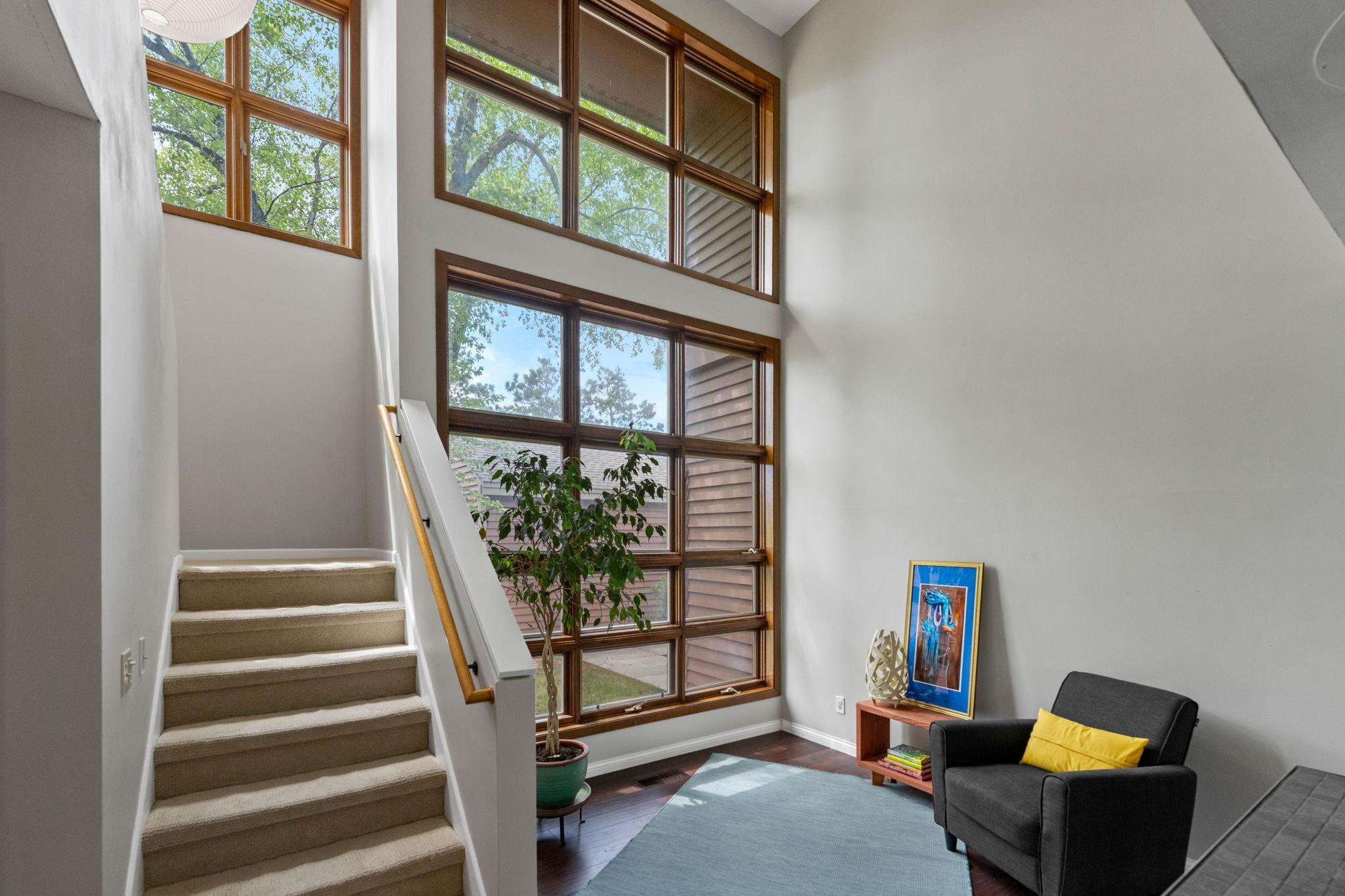 1335 Spencer Road W