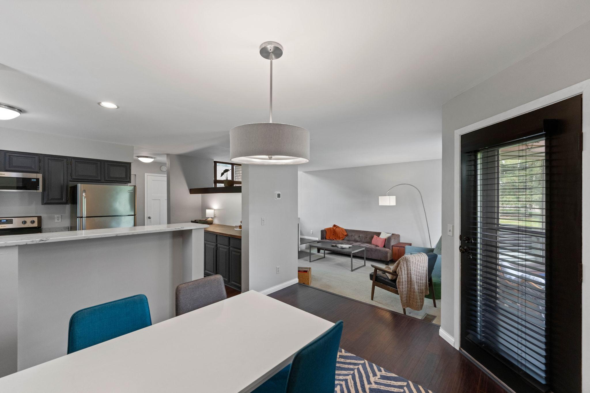 1335 Spencer Road W