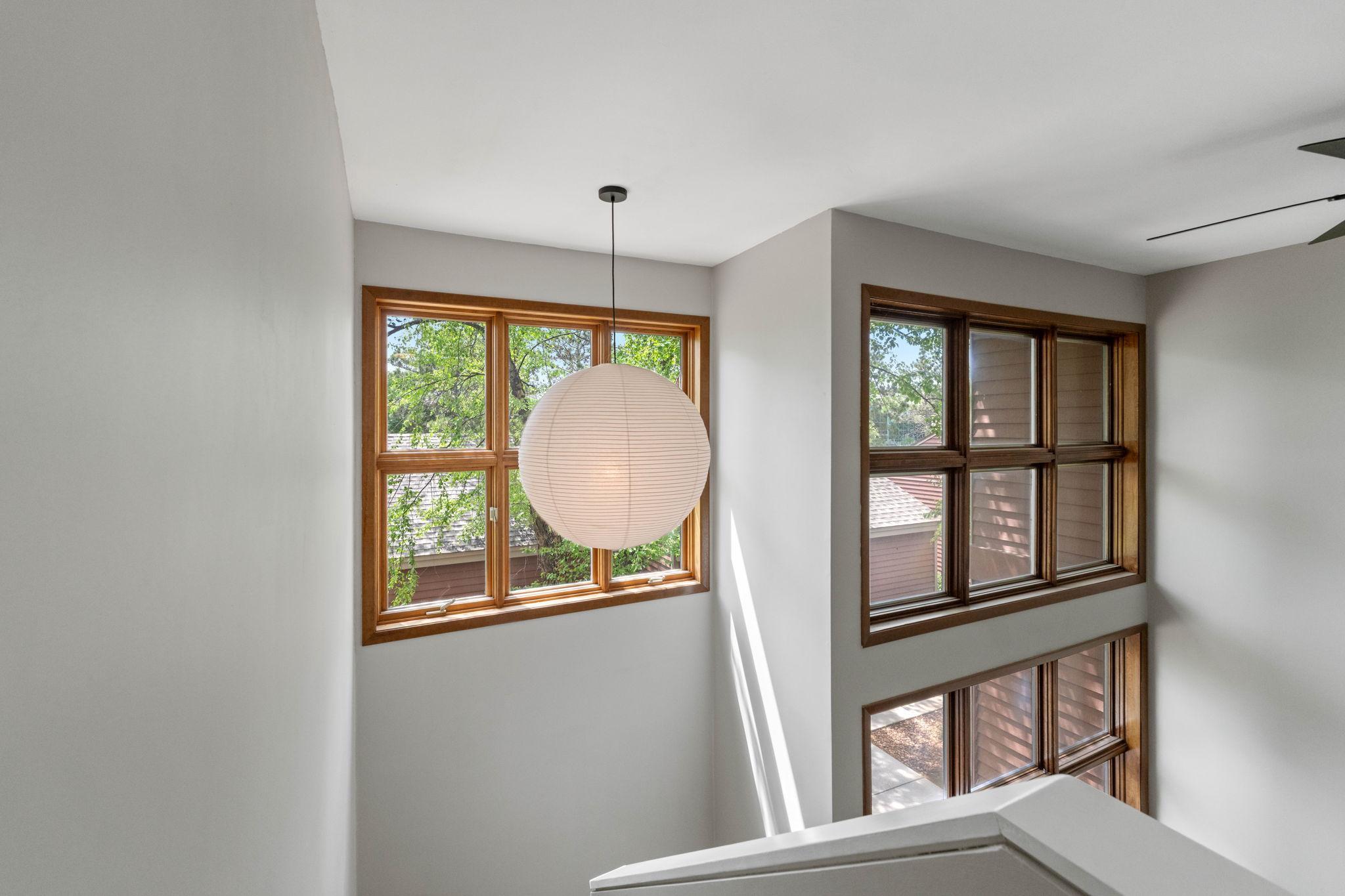 1335 Spencer Road W