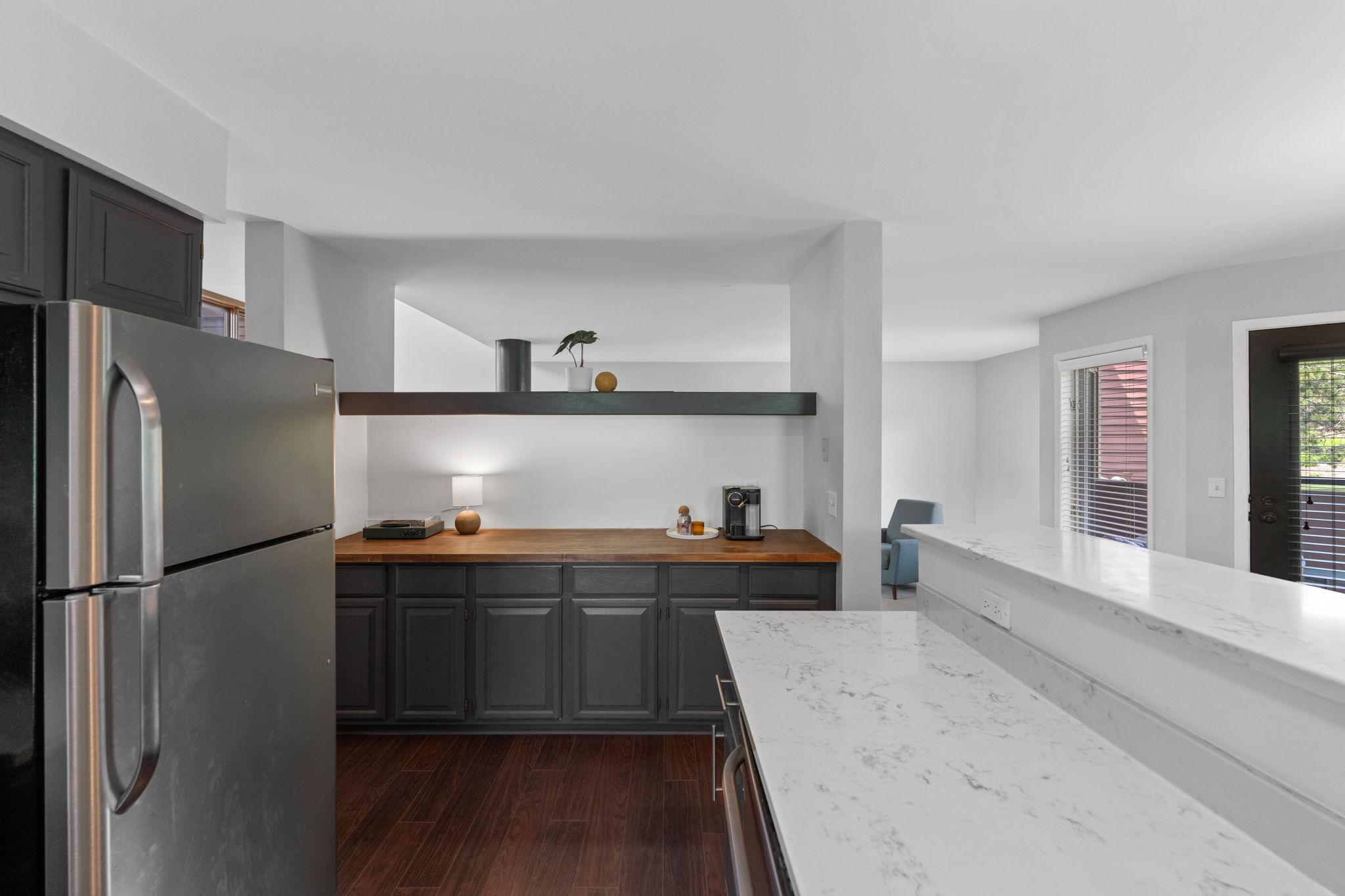 1335 Spencer Road W