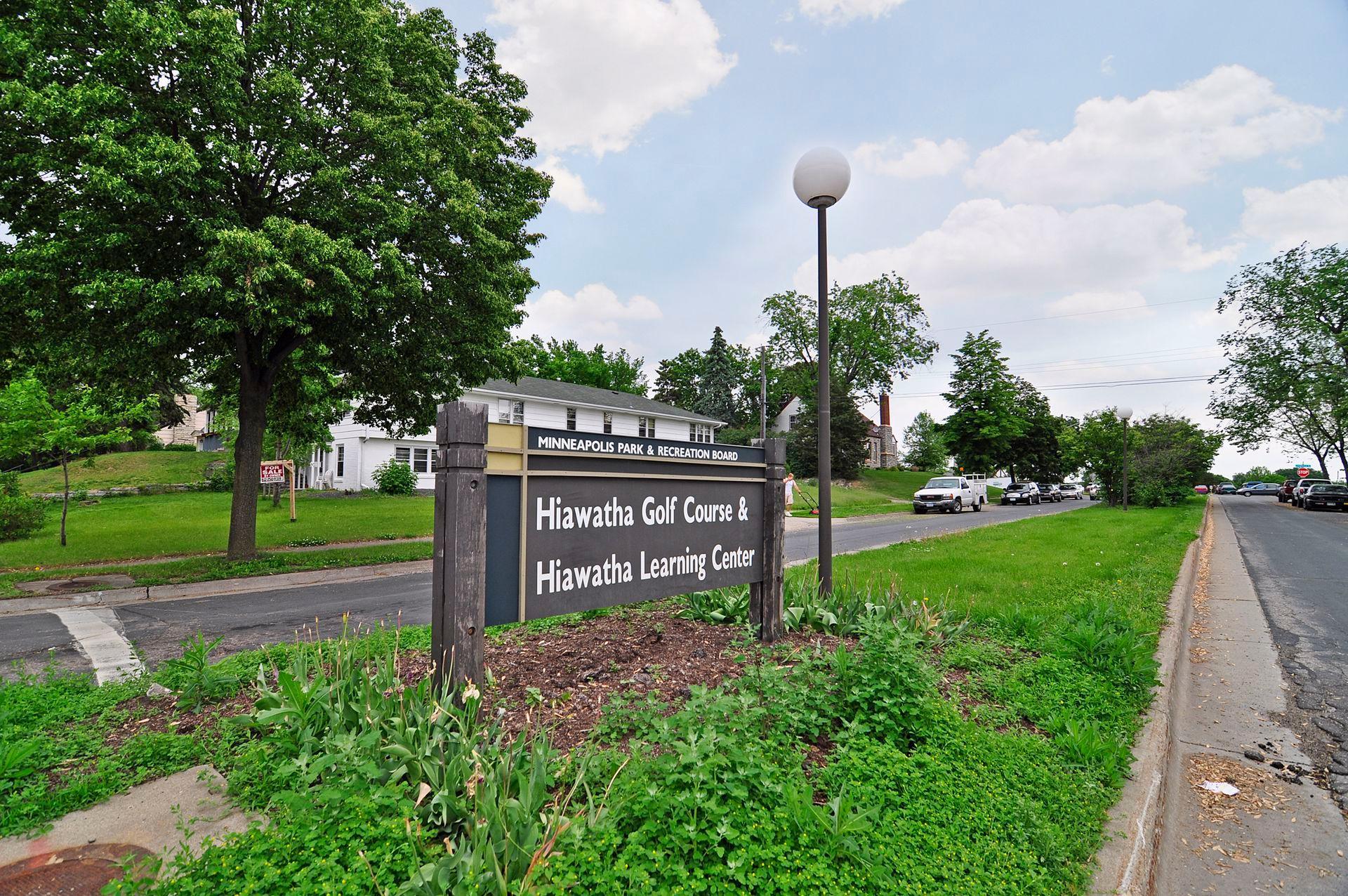 2803 E 38th Street Unit: 204