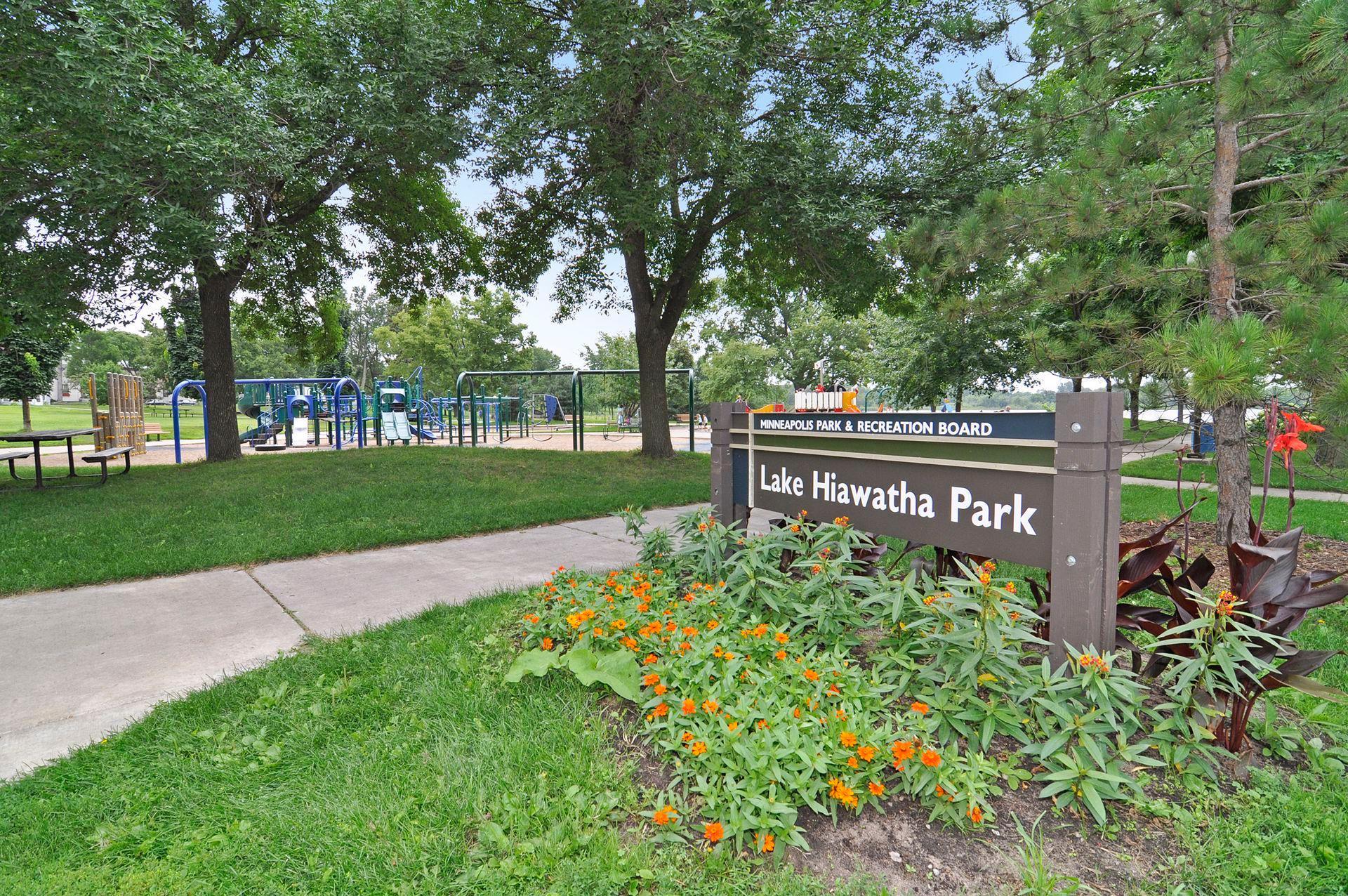 2803 E 38th Street Unit: 204