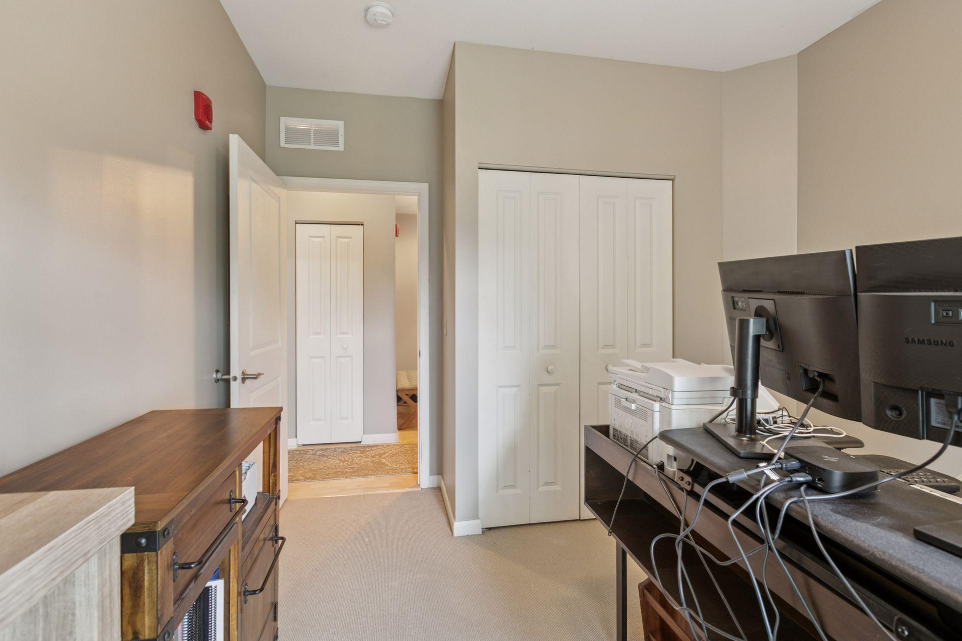 2803 E 38th Street Unit: 204