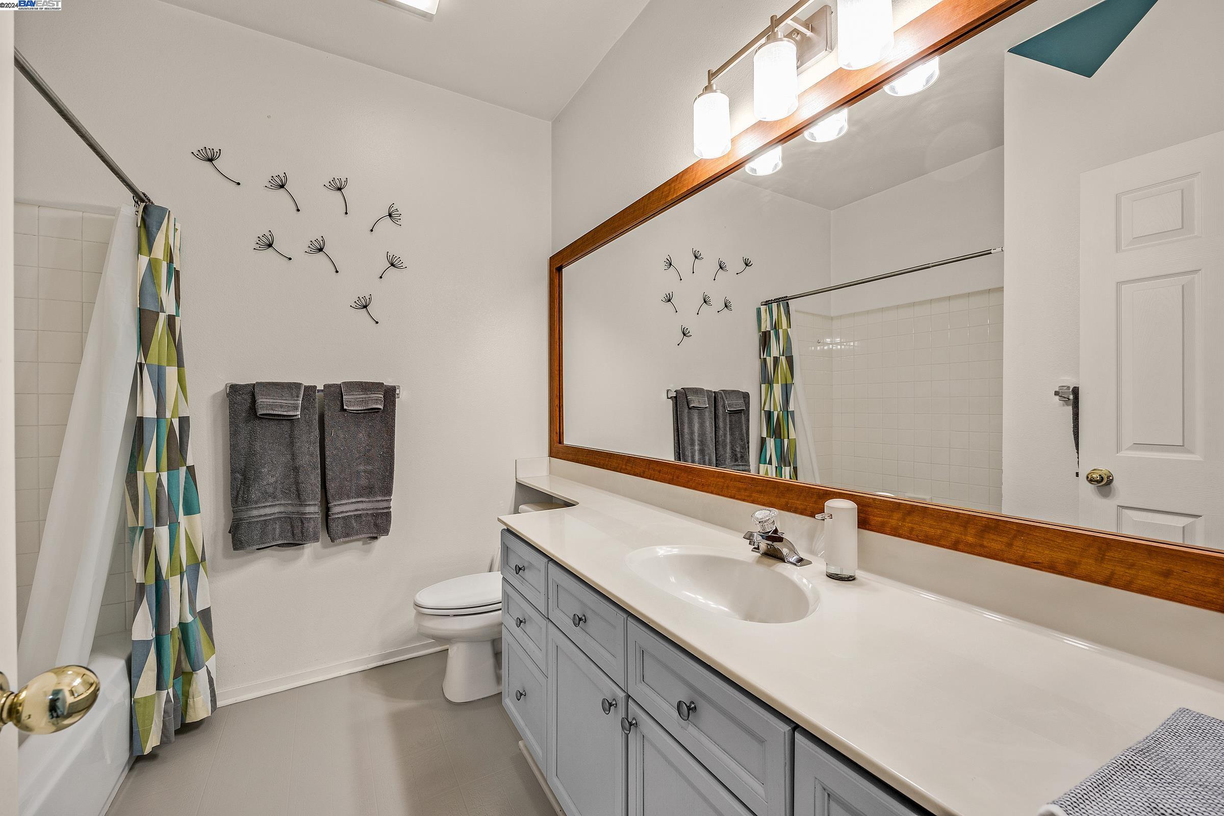 3207 Coyote Cir
