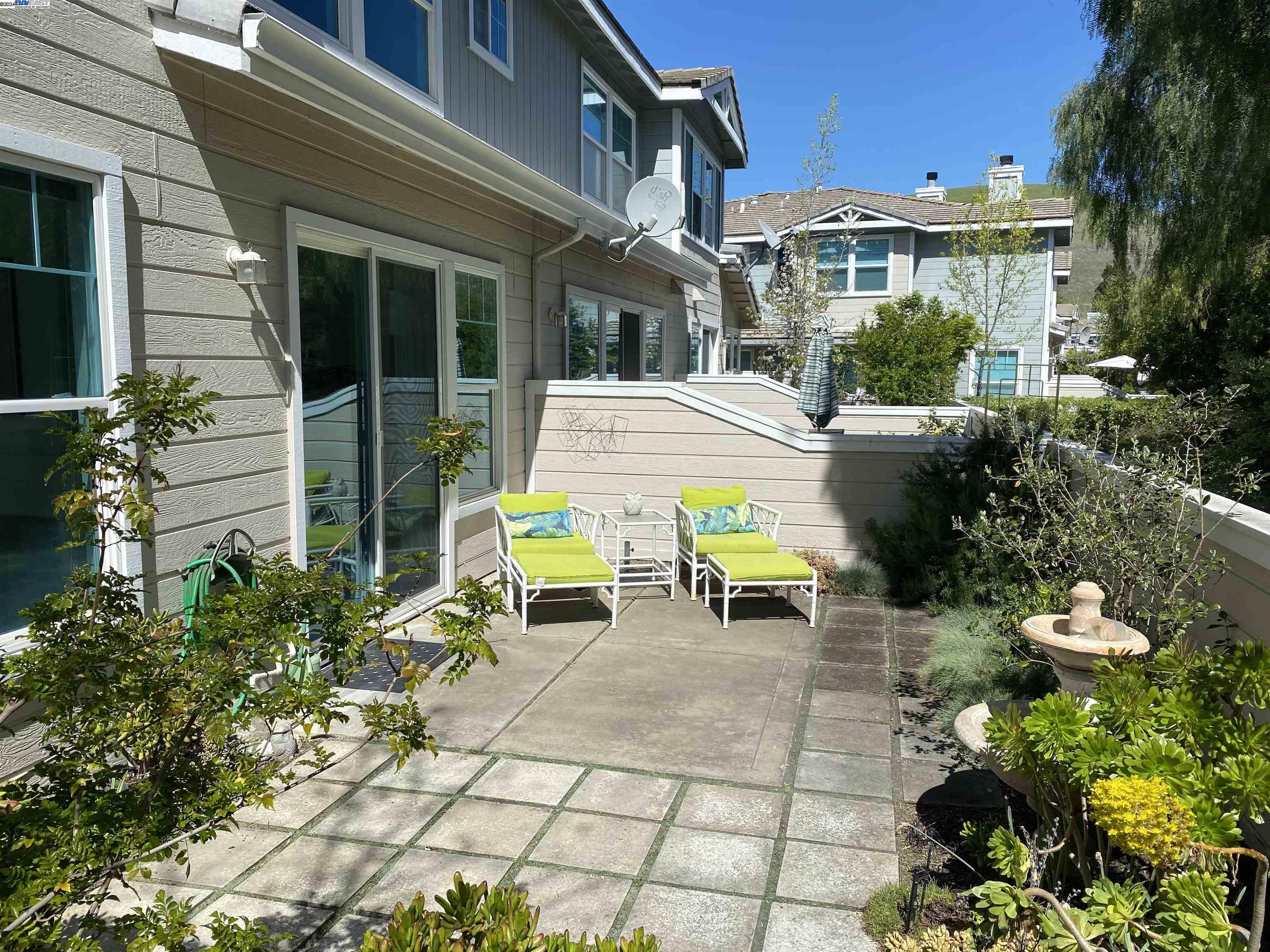 3207 Coyote Cir