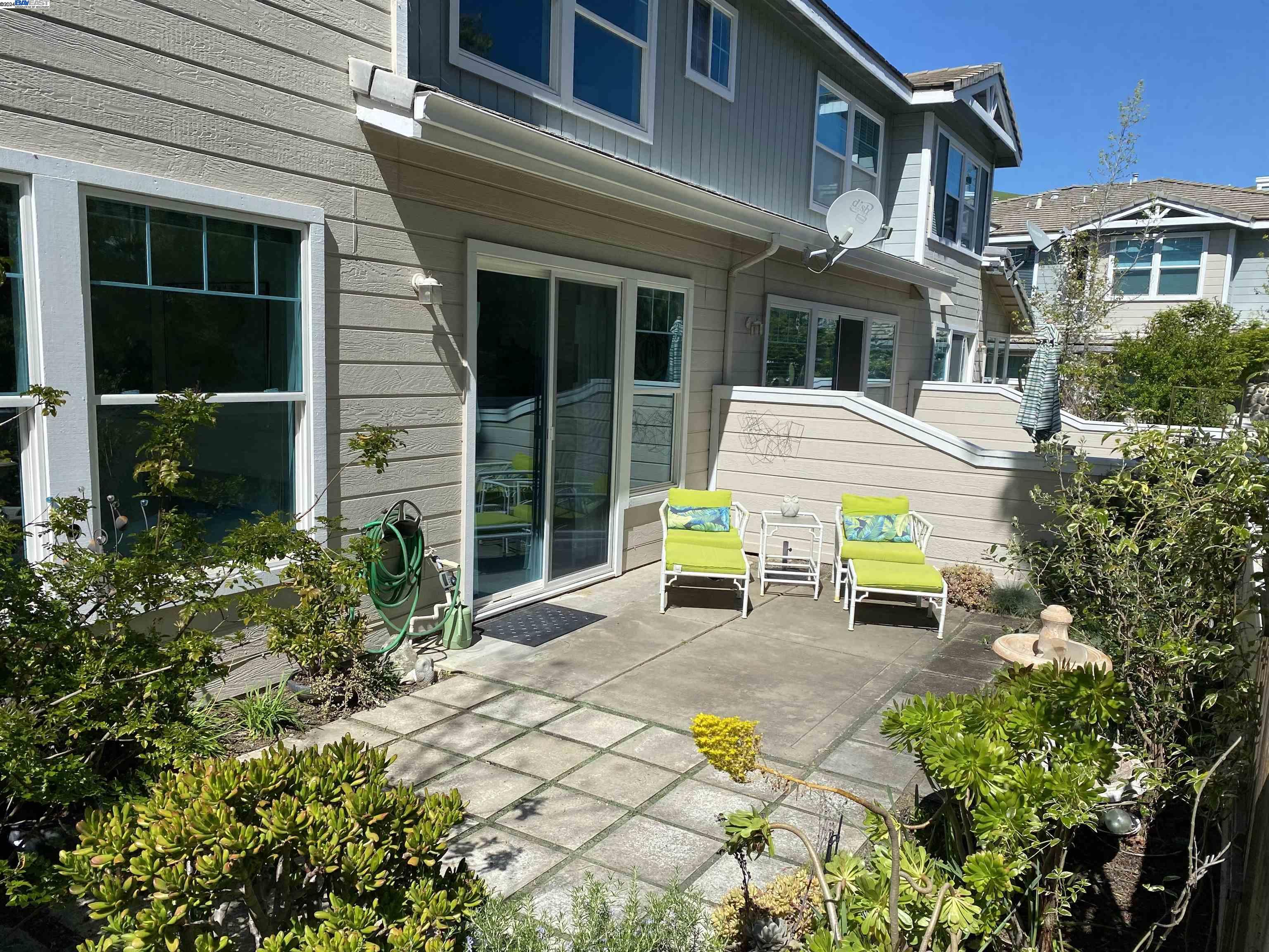 3207 Coyote Cir