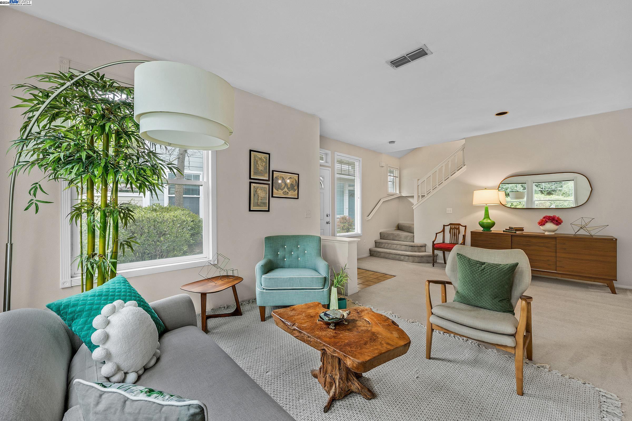3207 Coyote Cir