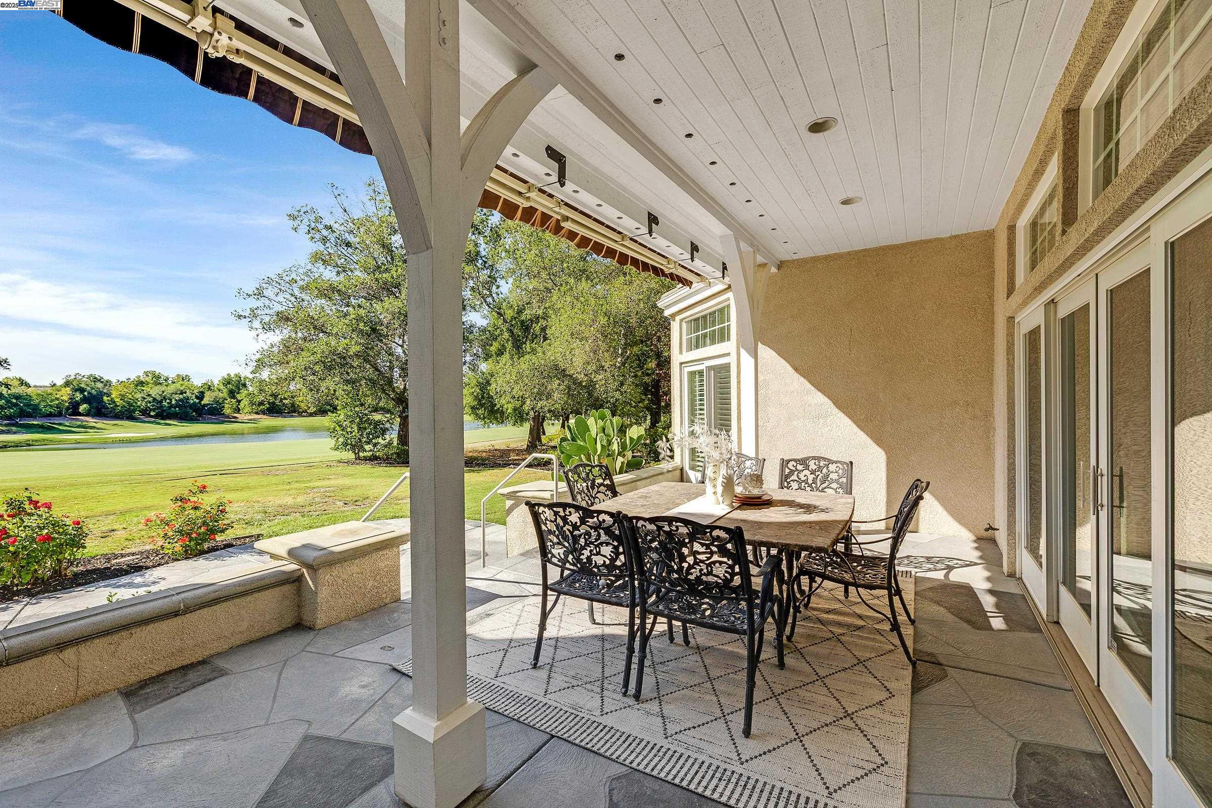 2389 E Ruby Hill Dr