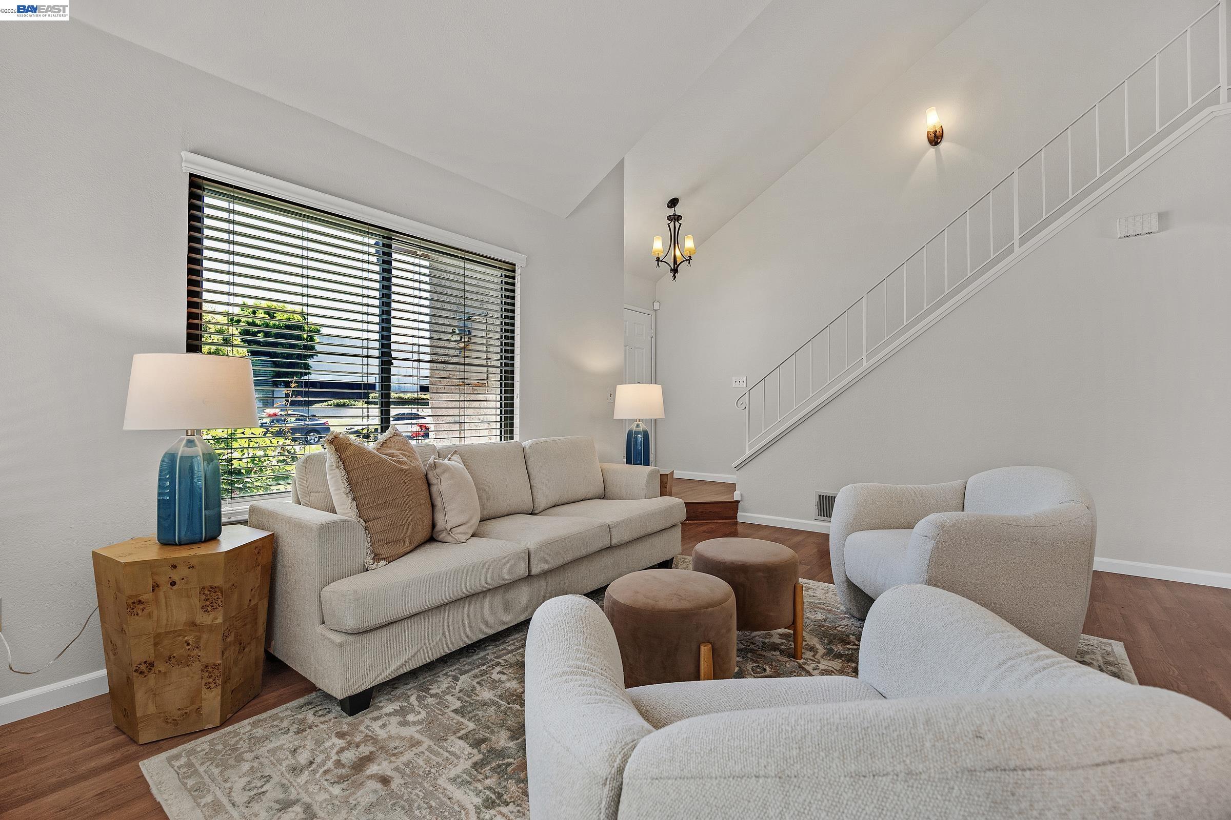 2133 Rheem Dr