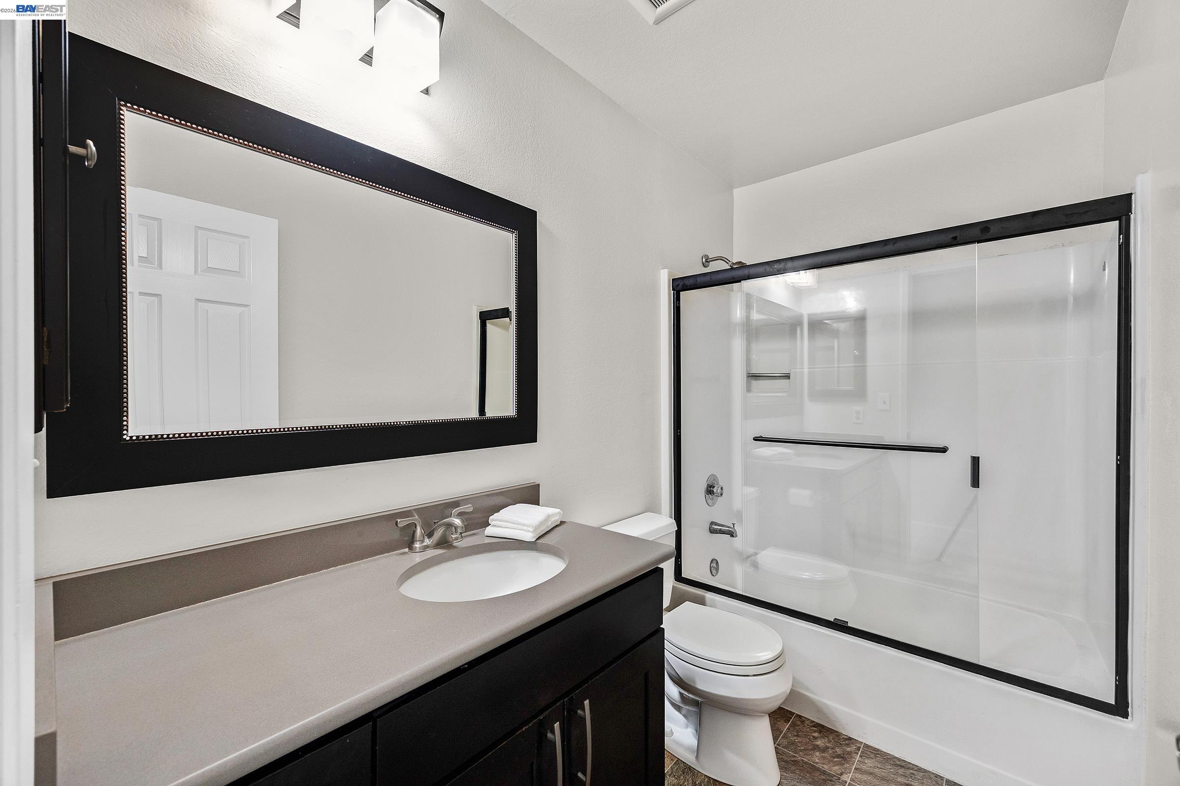 2133 Rheem Dr