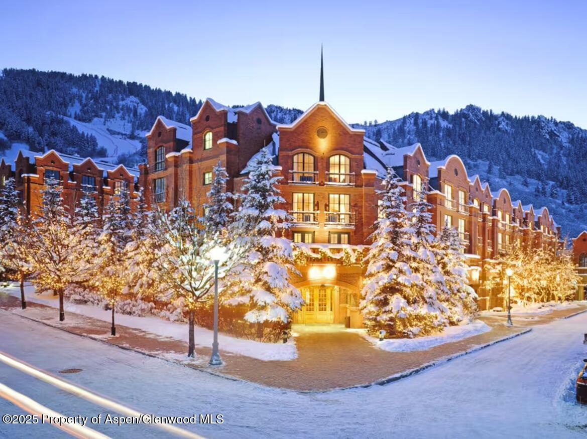 315 E Dean Street, Aspen