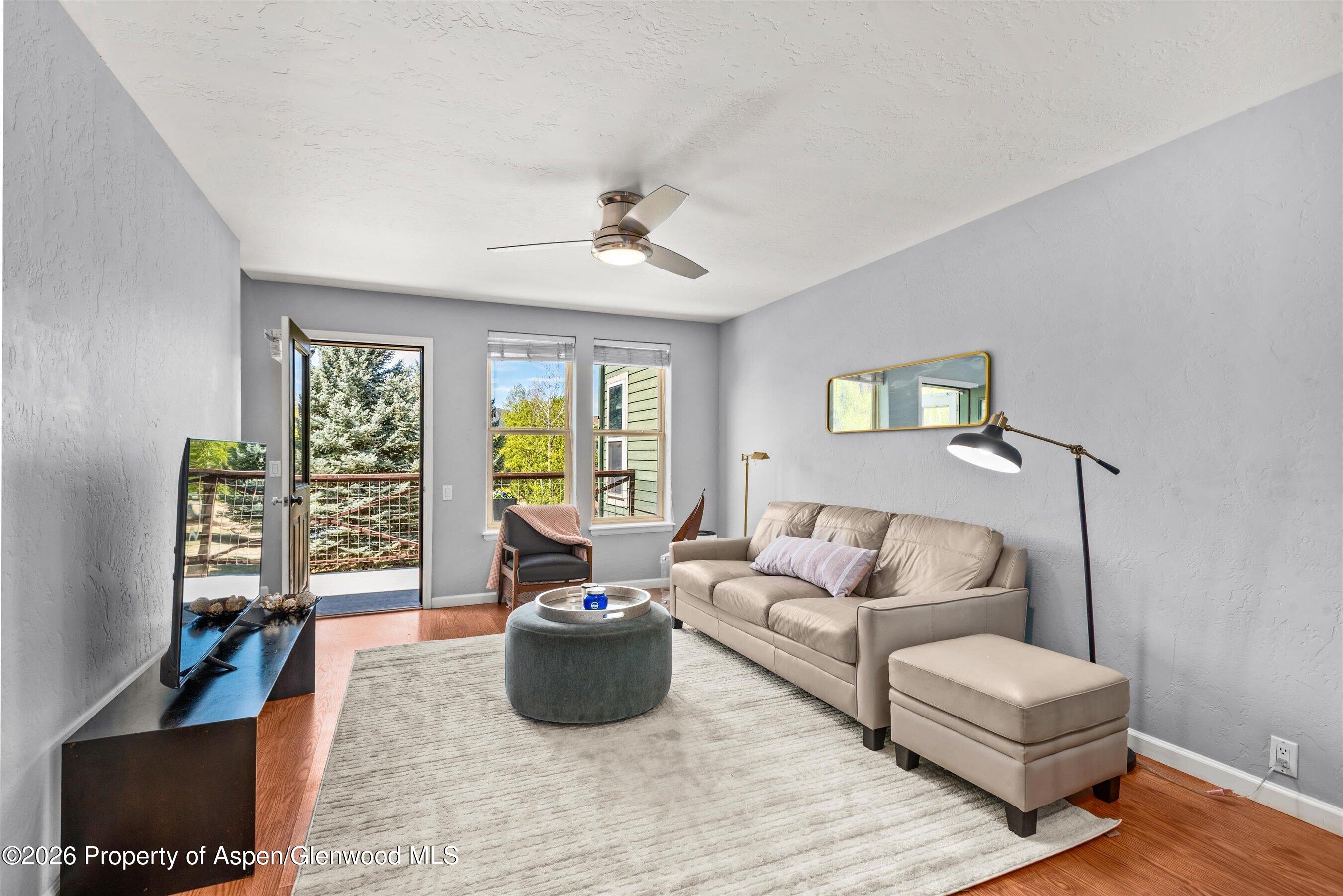104 Lakeside Drive