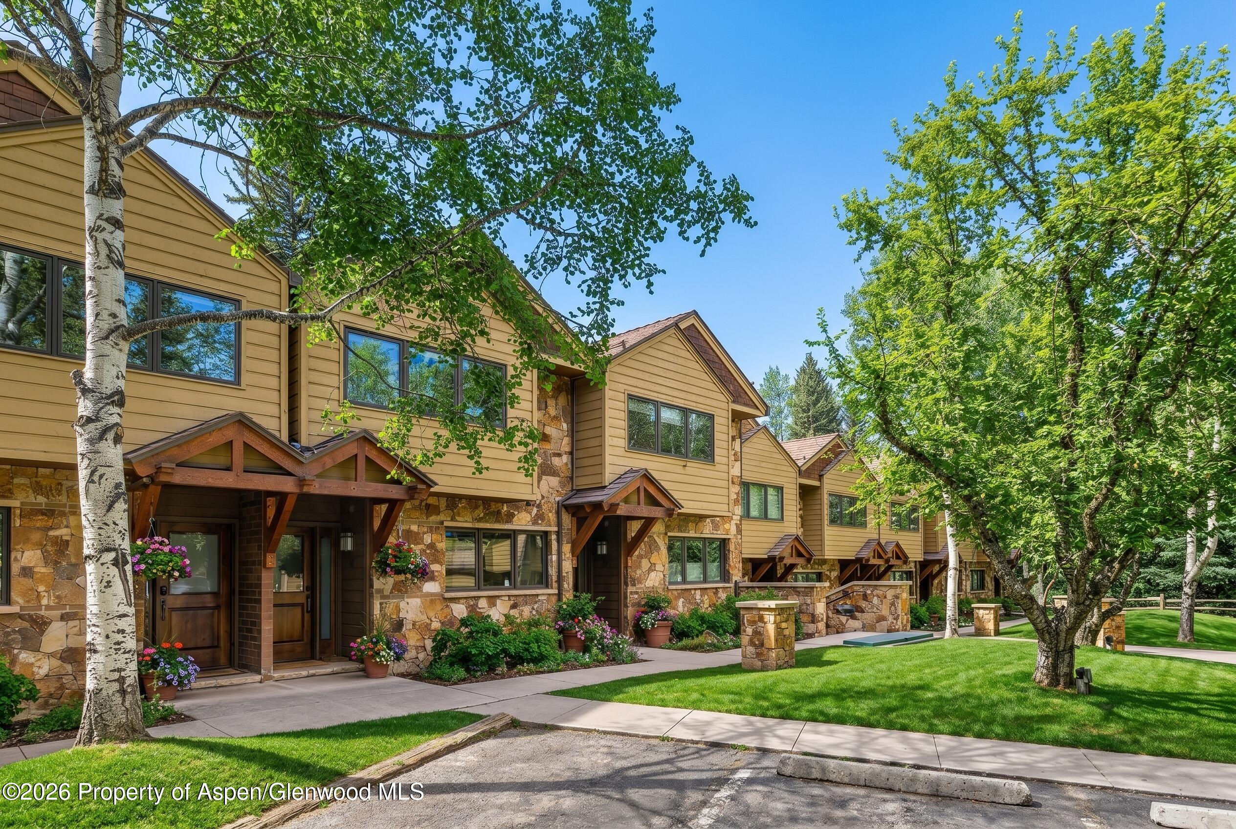 625 S West End Street #7