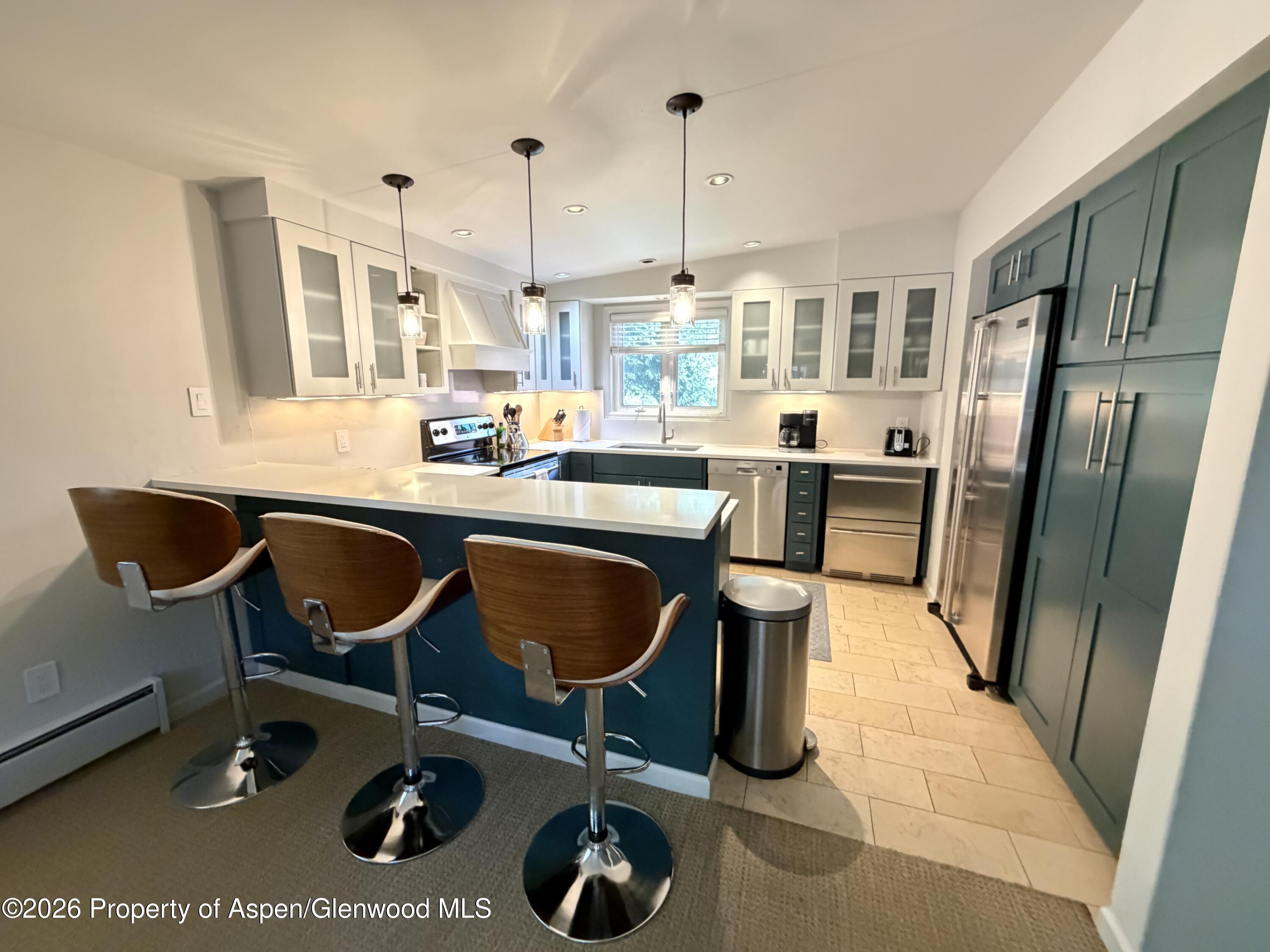 805 E Cooper Avenue 12