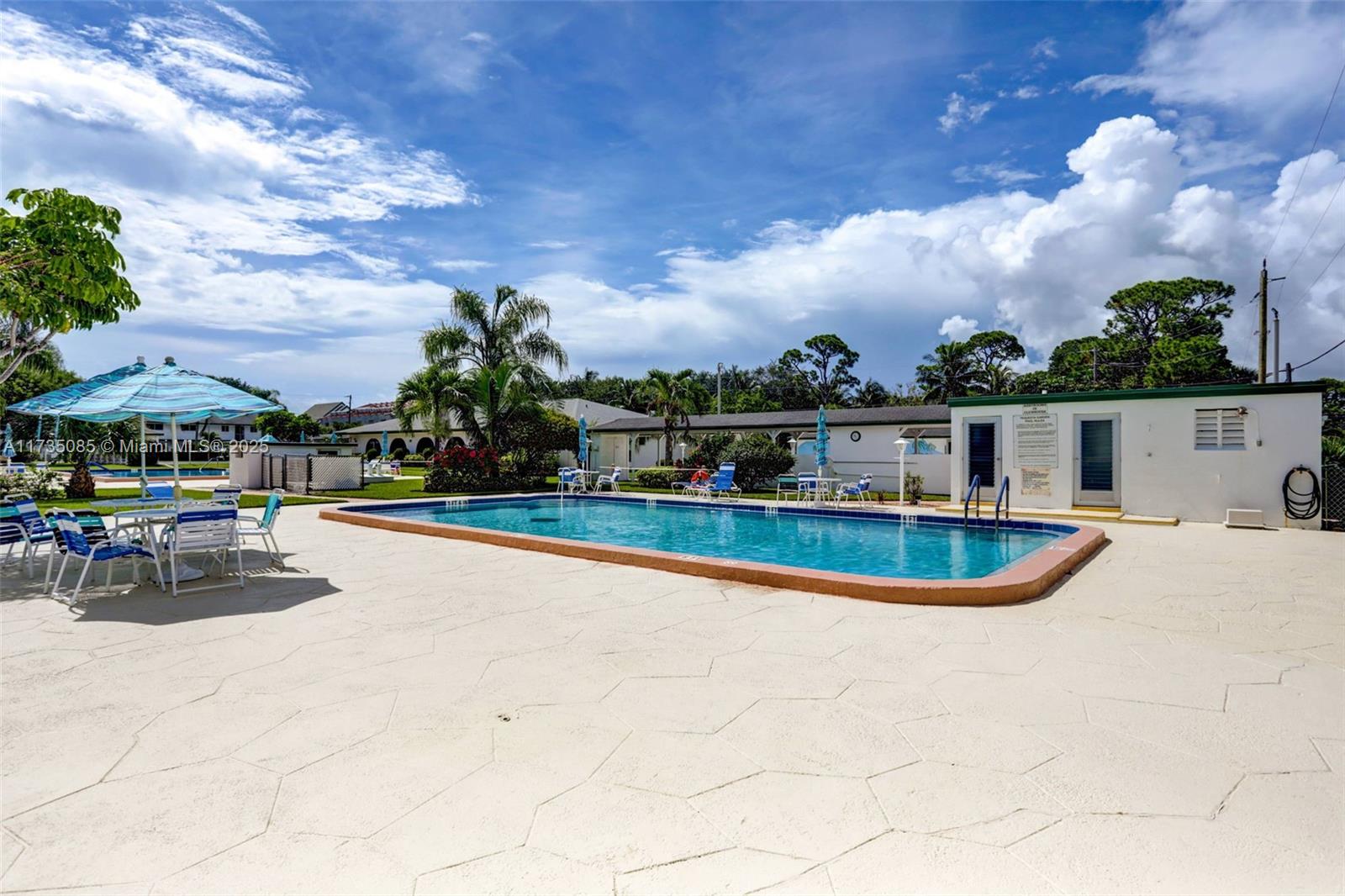 5 Westwood Ave # 105D