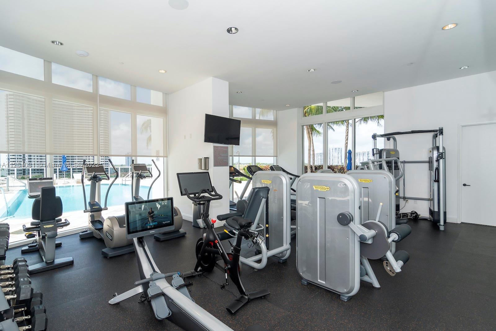 4100 Island Blvd # 704