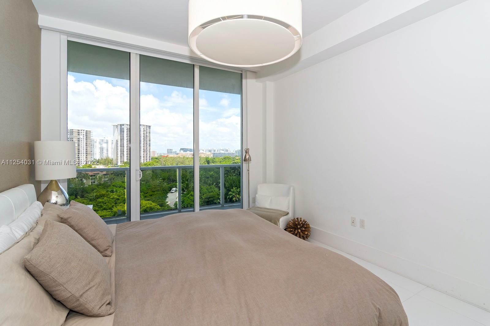 4100 Island Blvd # 704