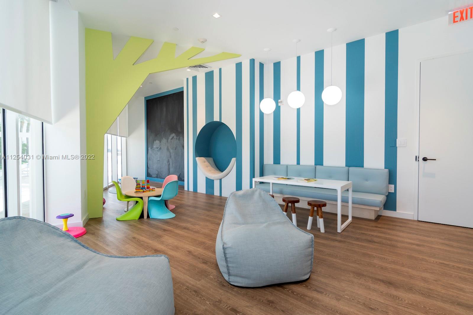 4100 Island Blvd # 704