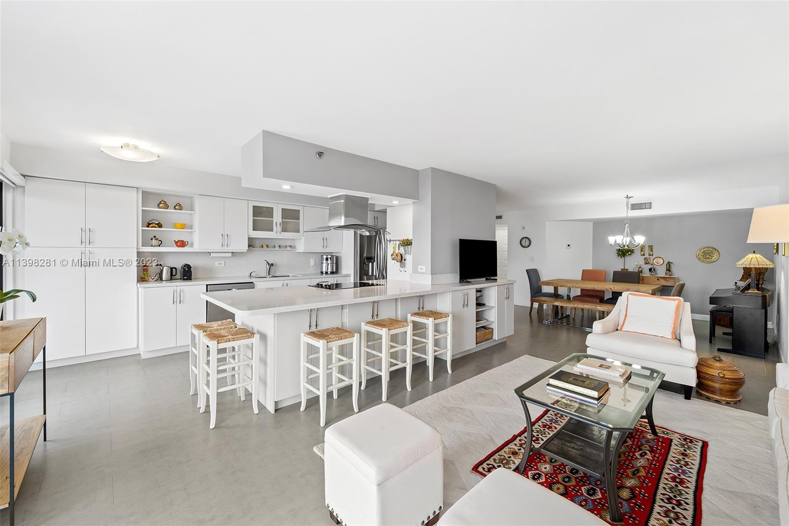 1201 S Ocean Dr # 910S