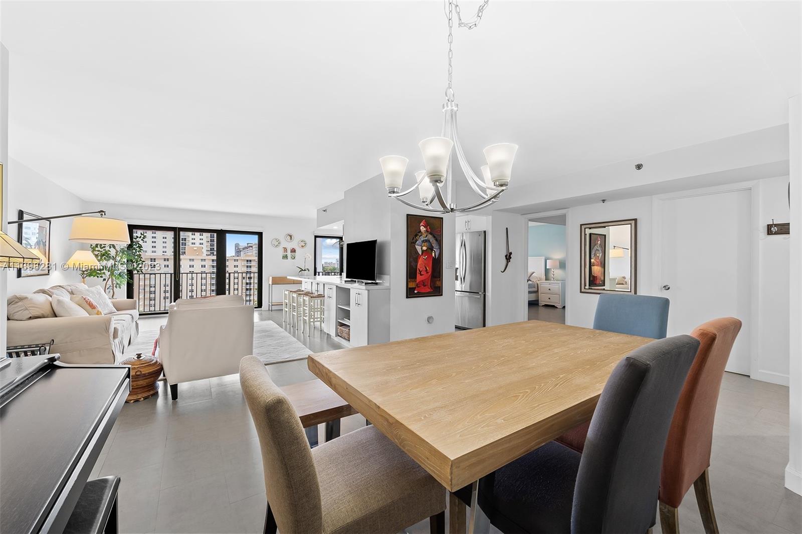 1201 S Ocean Dr # 910S