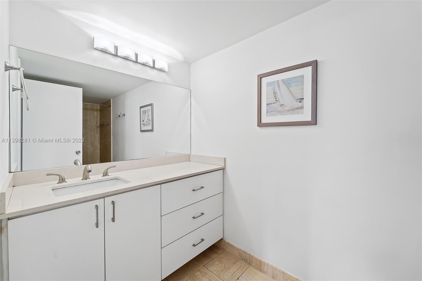 1201 S Ocean Dr # 910S