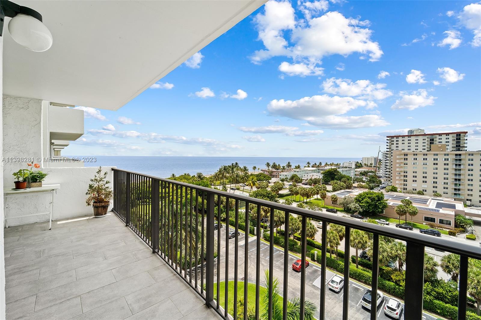 1201 S Ocean Dr # 910S