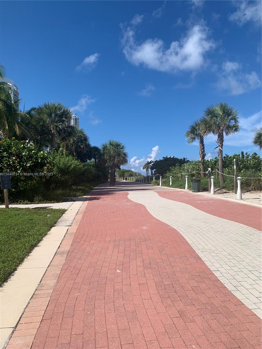 5845 Collins Ave # 101