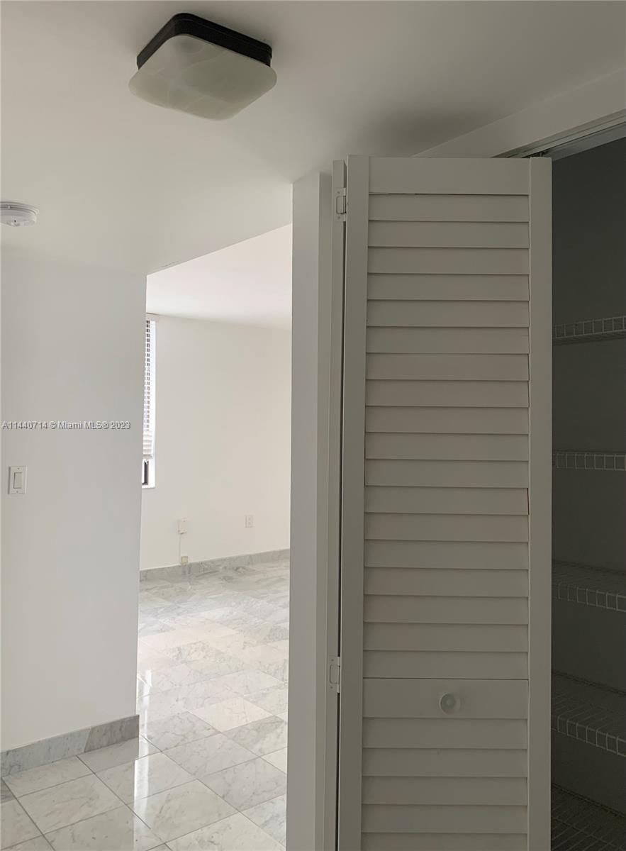 5845 Collins Ave # 101