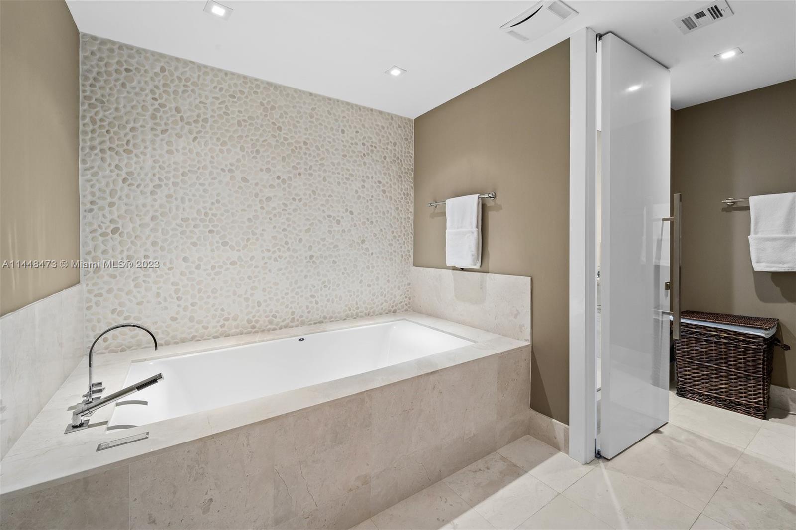 17121 Collins Ave # 4308