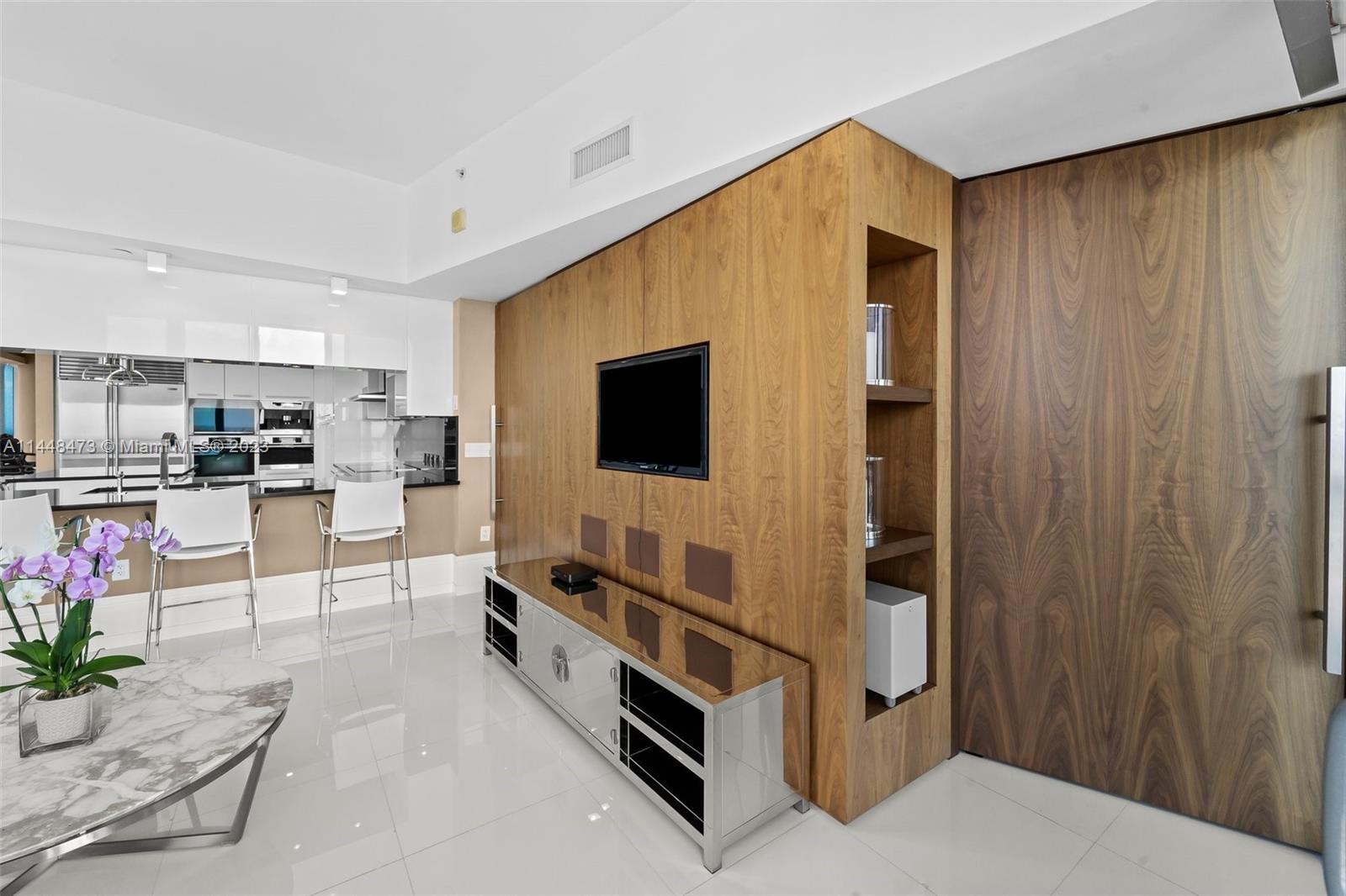 17121 Collins Ave # 4308