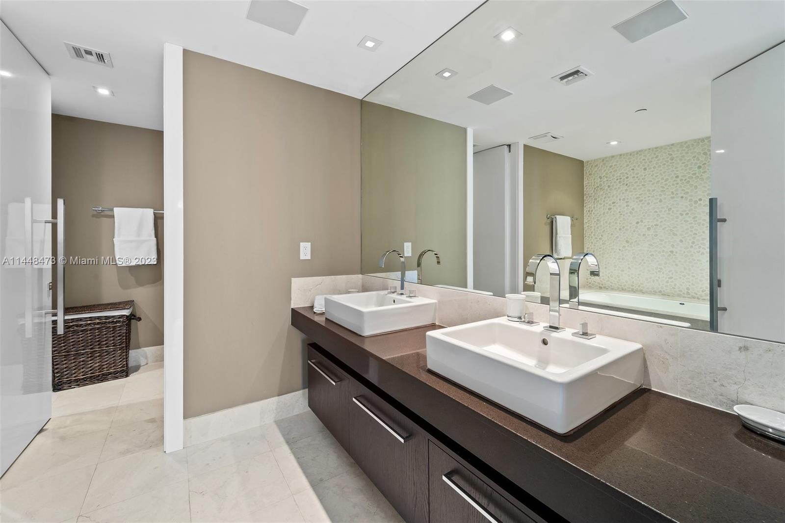 17121 Collins Ave # 4308