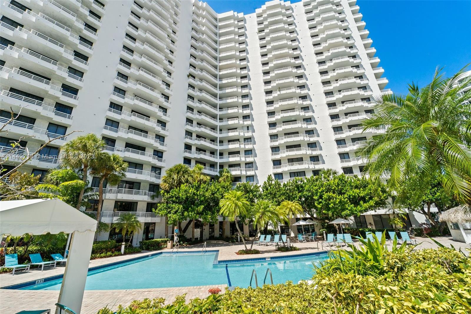 3300 NE 192nd St Unit: PH13