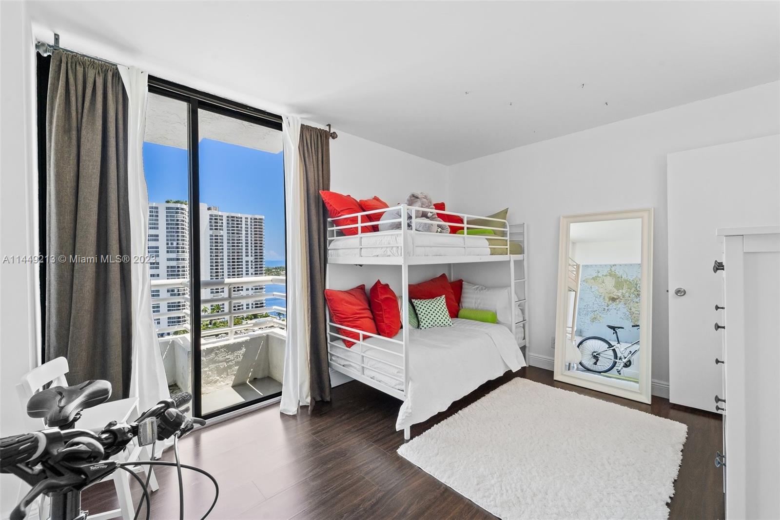 3300 NE 192nd St Unit: PH13