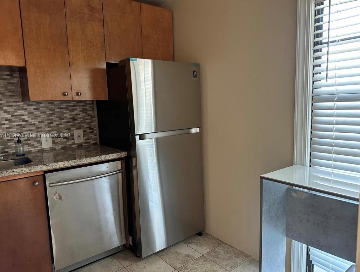 3301 N Country Club Dr # 704