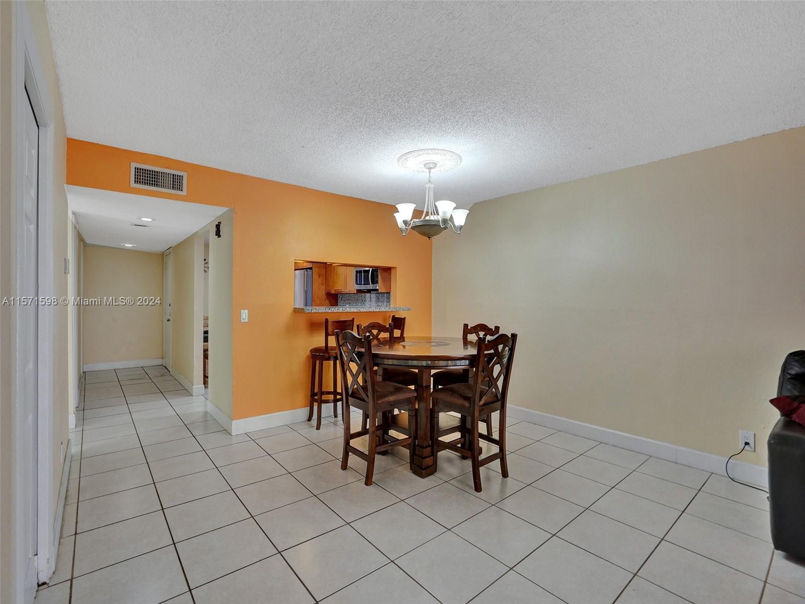 158 Lakeview Dr # 103