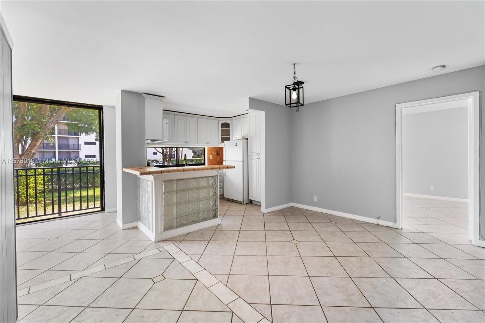 16919 N Bay Rd # 115