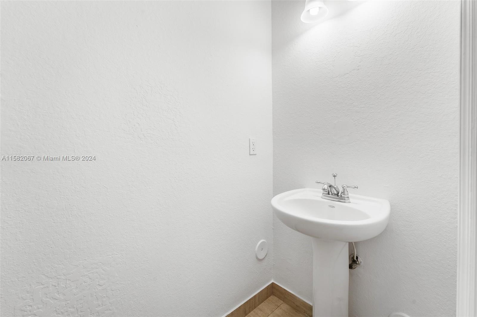 10850 NW 89th Ter # 5 Unit: 208-5