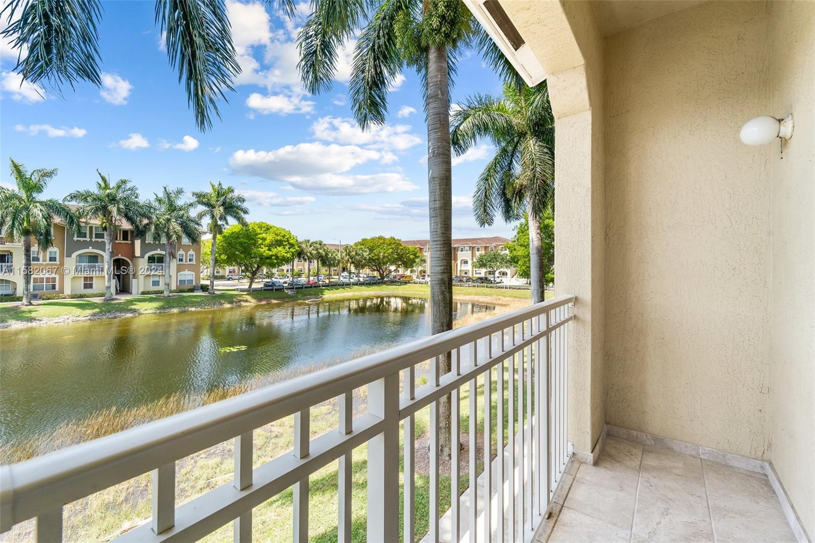 10850 NW 89th Ter # 5 Unit: 208-5