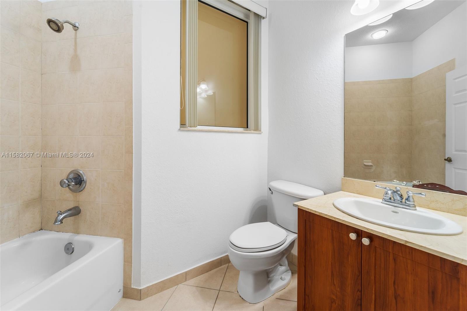 10850 NW 89th Ter # 5 Unit: 208-5