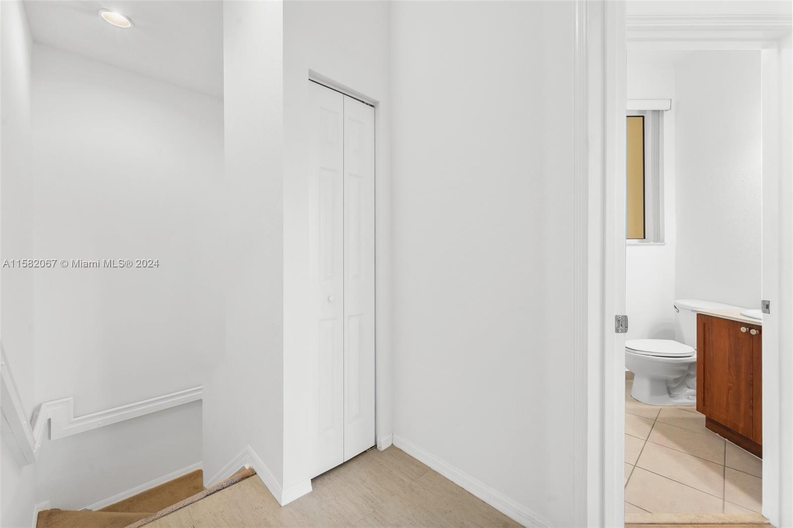 10850 NW 89th Ter # 5 Unit: 208-5