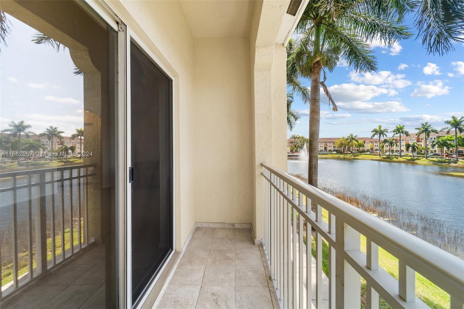 10850 NW 89th Ter # 5 Unit: 208-5
