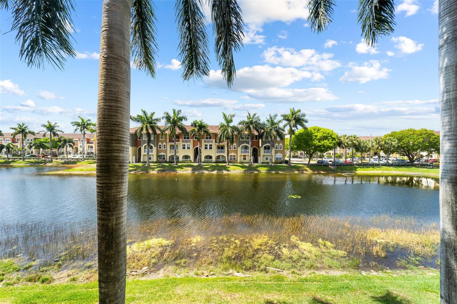 10850 NW 89th Ter # 5 Unit: 208-5