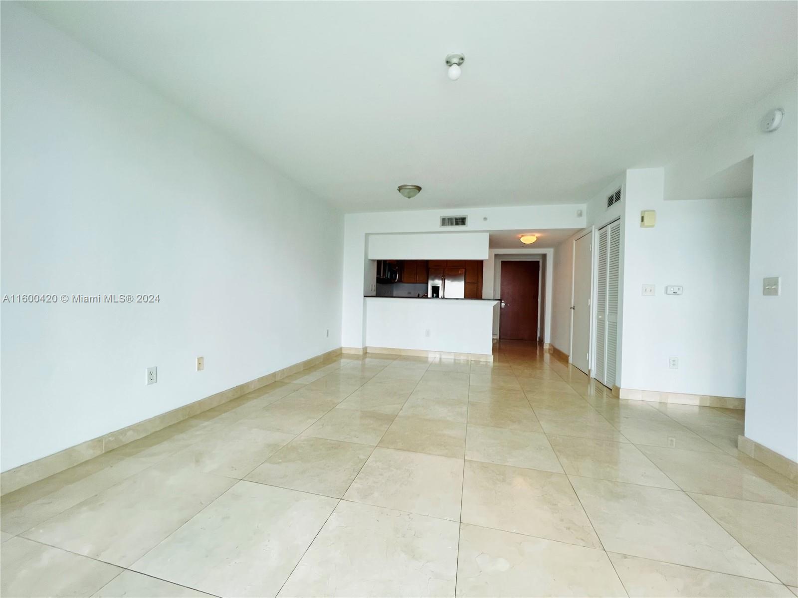 31 SE 5th St # 1805