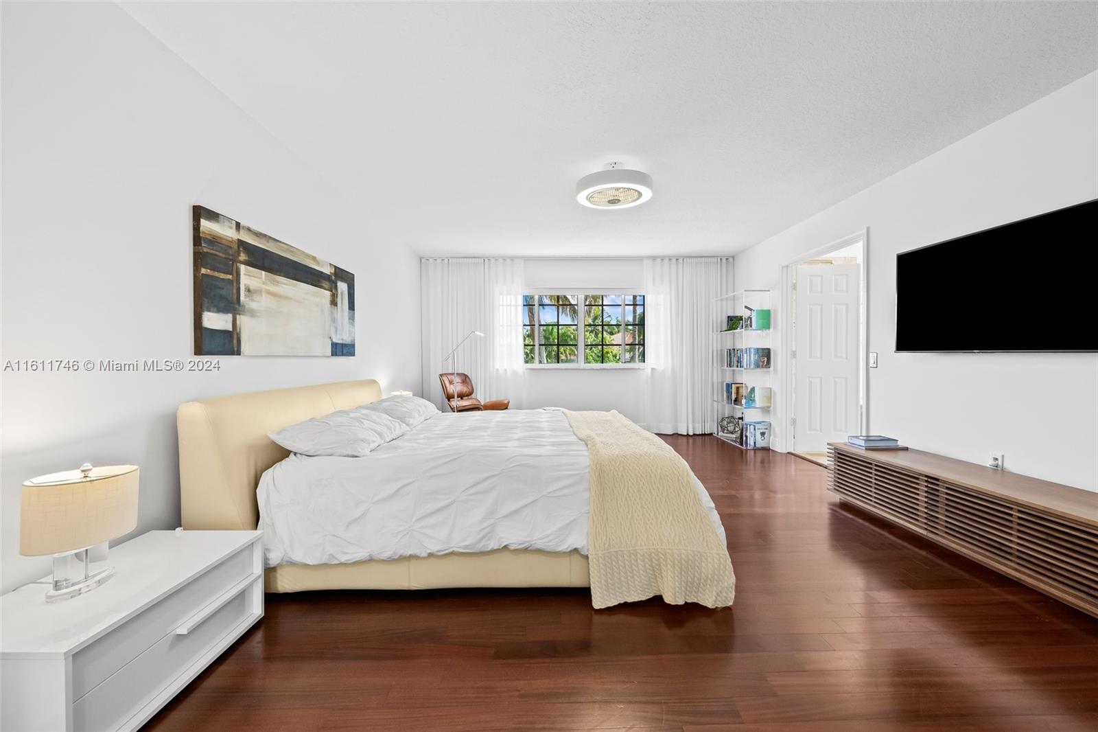 2449 Greenbrier Ct