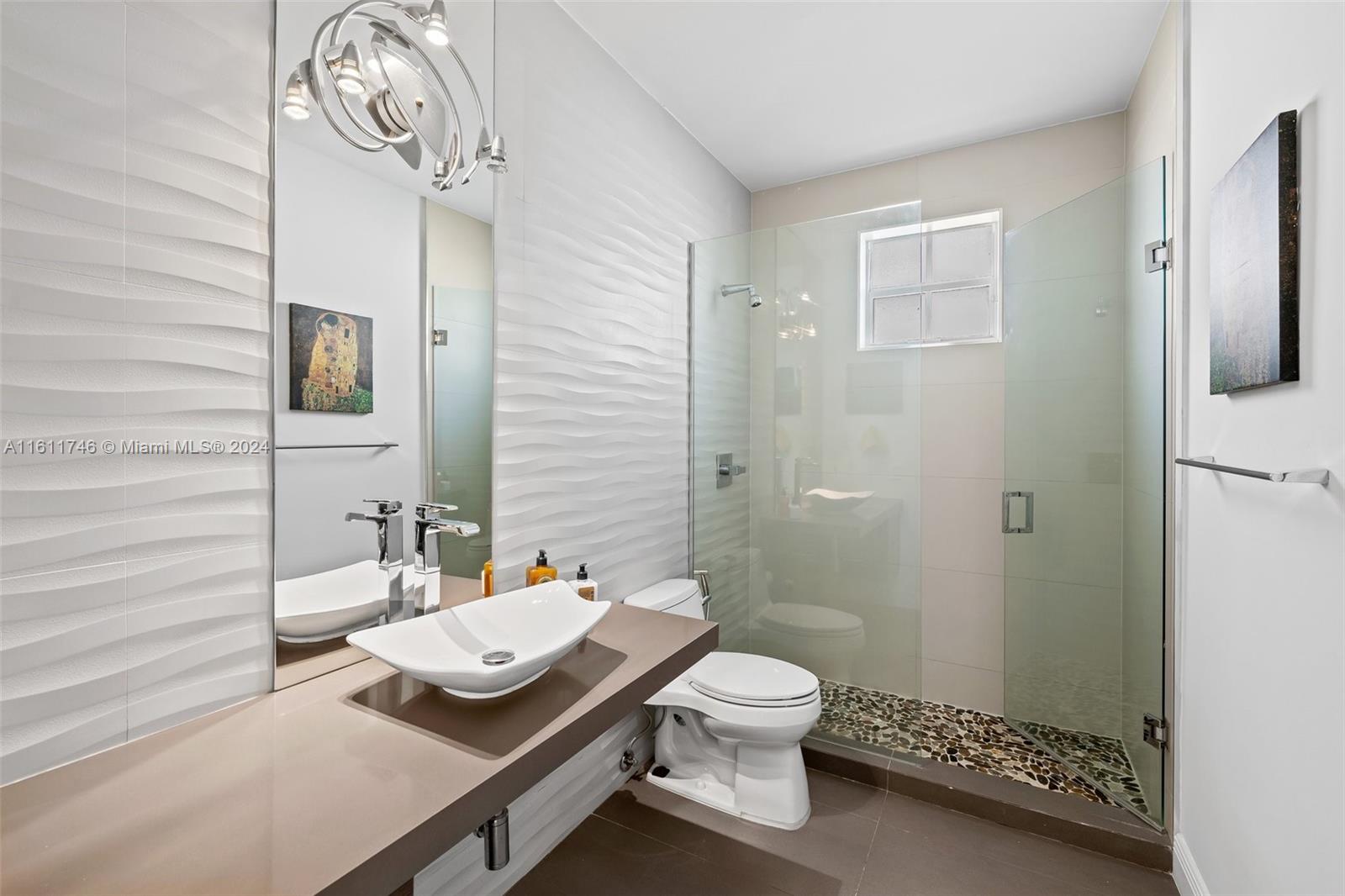 2449 Greenbrier Ct