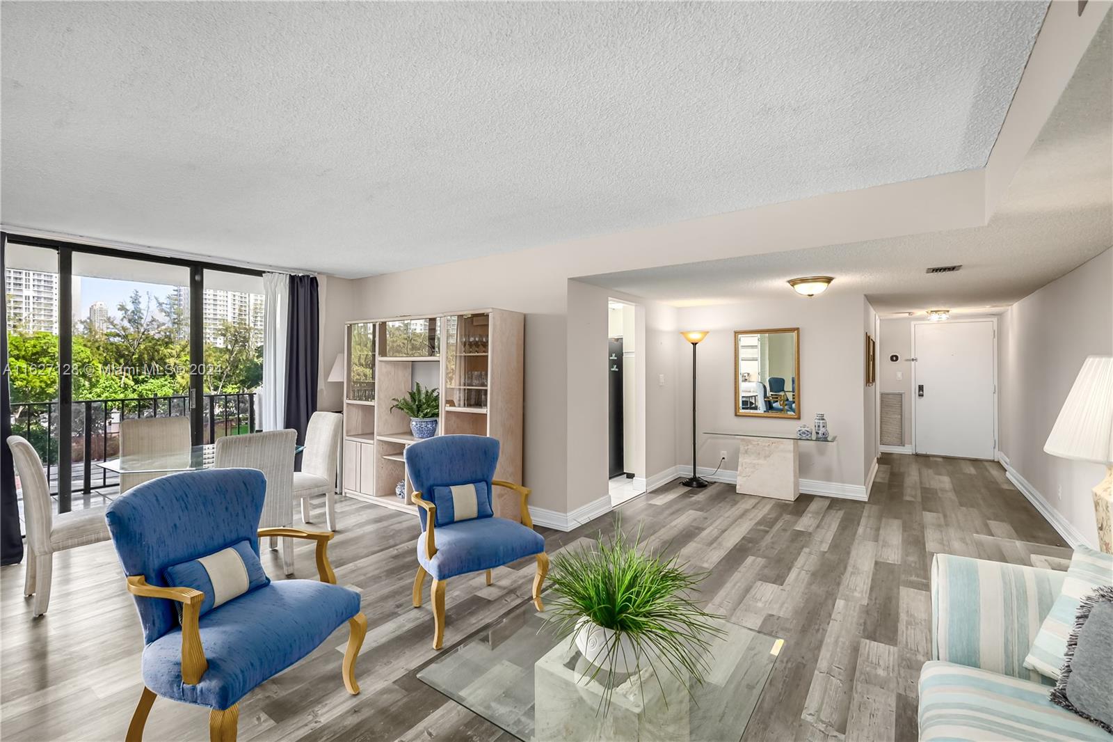 18181 NE 31st Ct # 304