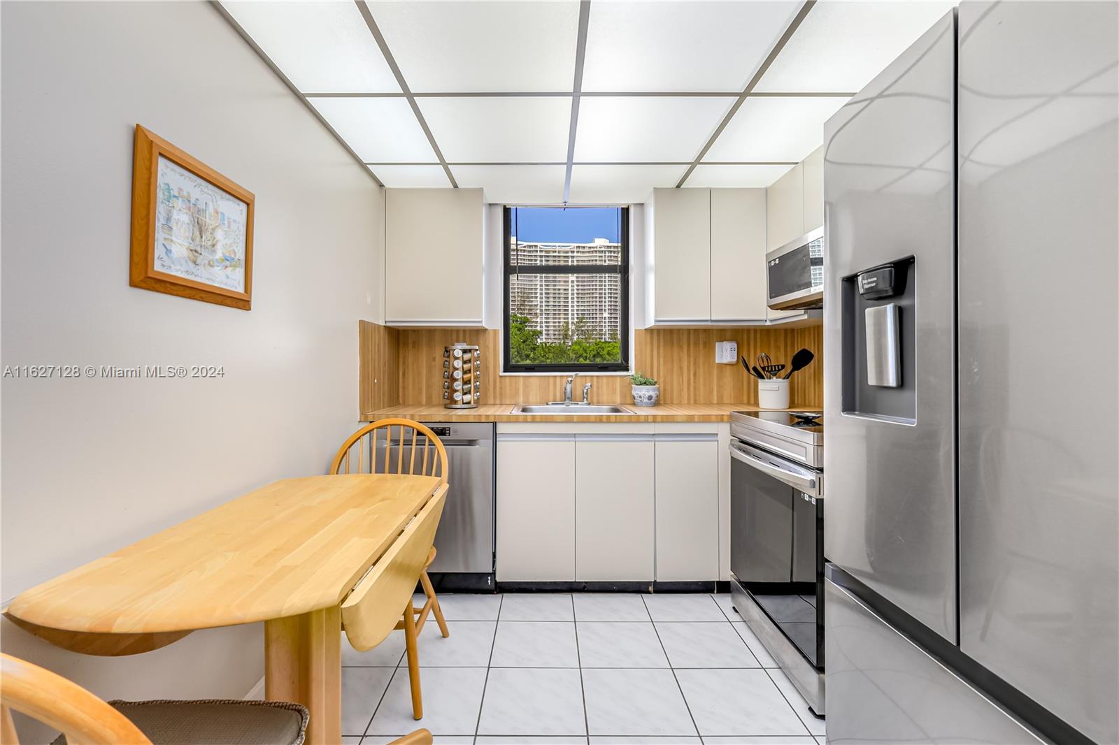 18181 NE 31st Ct # 304