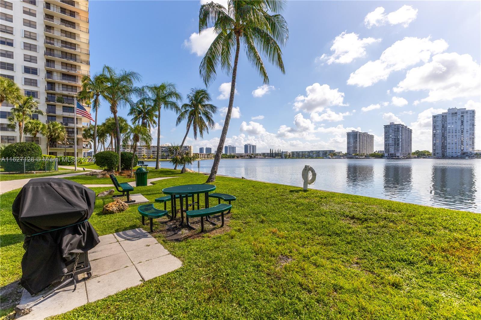 18181 NE 31st Ct # 304