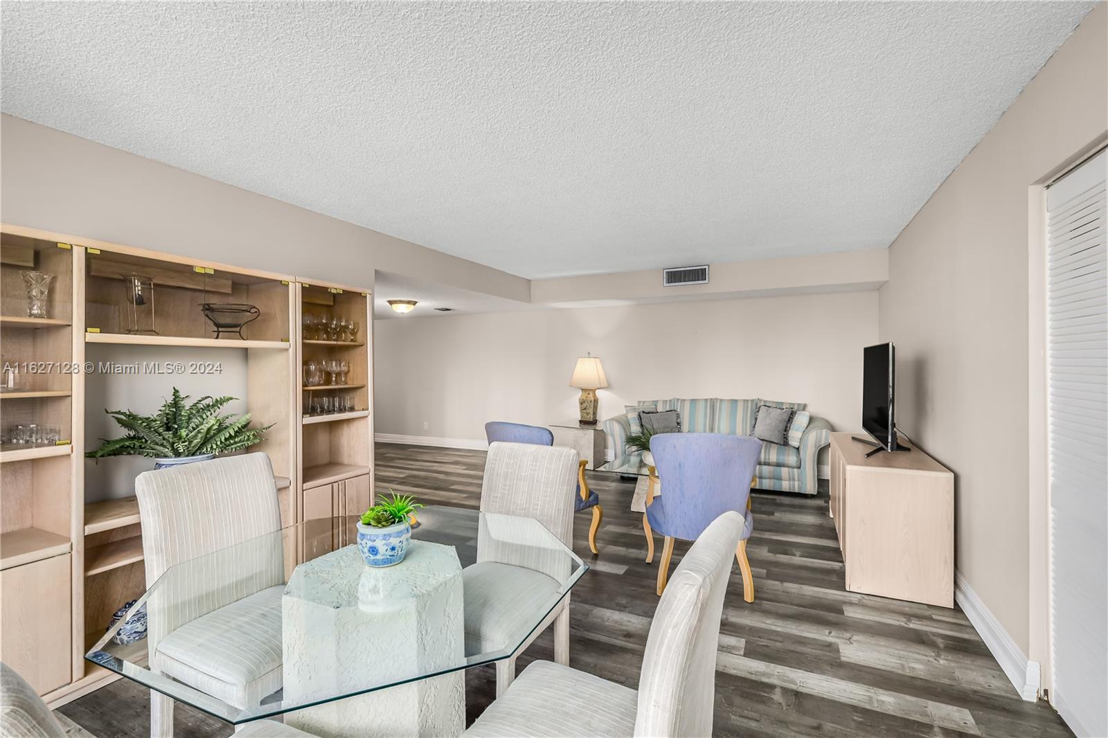 18181 NE 31st Ct # 304